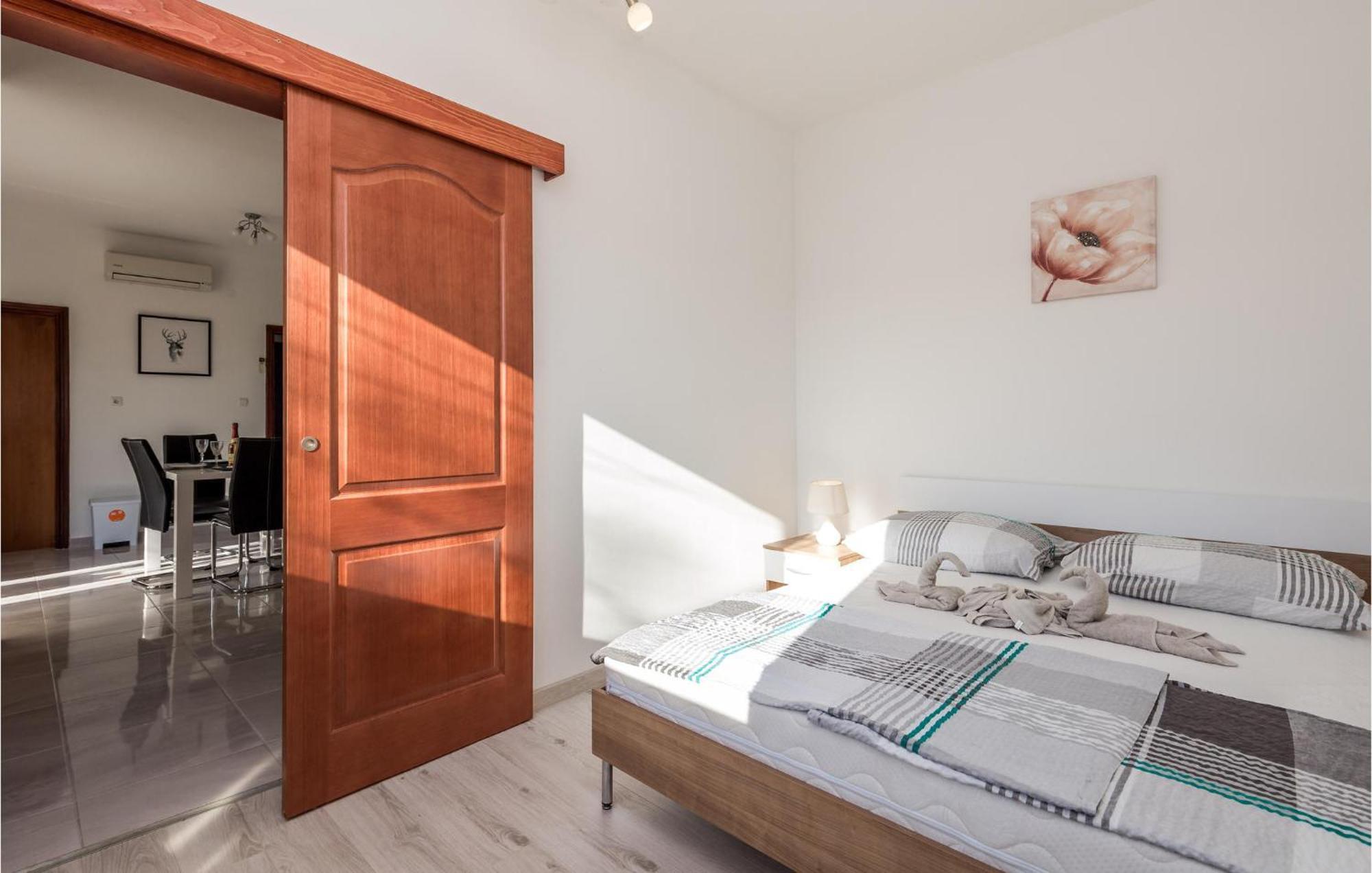 Pet Friendly Apartment In Kampor With Kitchen Exterior photo